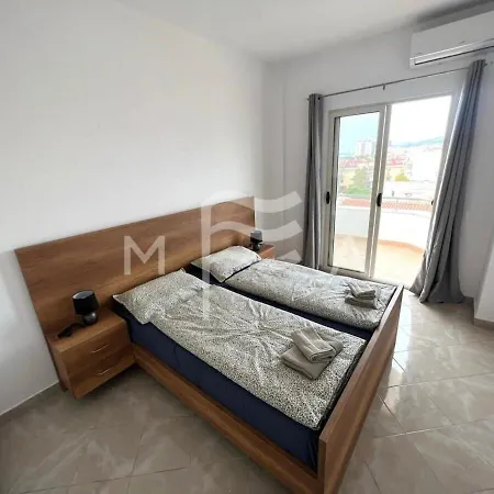 2 Bedrooms 120m2 Голем